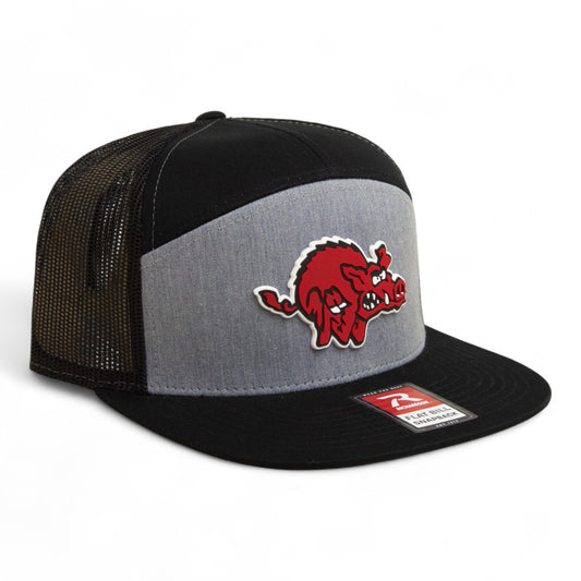 Arkansas Razorbacks 1970’s Classic 3D Snapback Seven-Panel Flat Bill Trucker Hat- Heather Grey/ Black